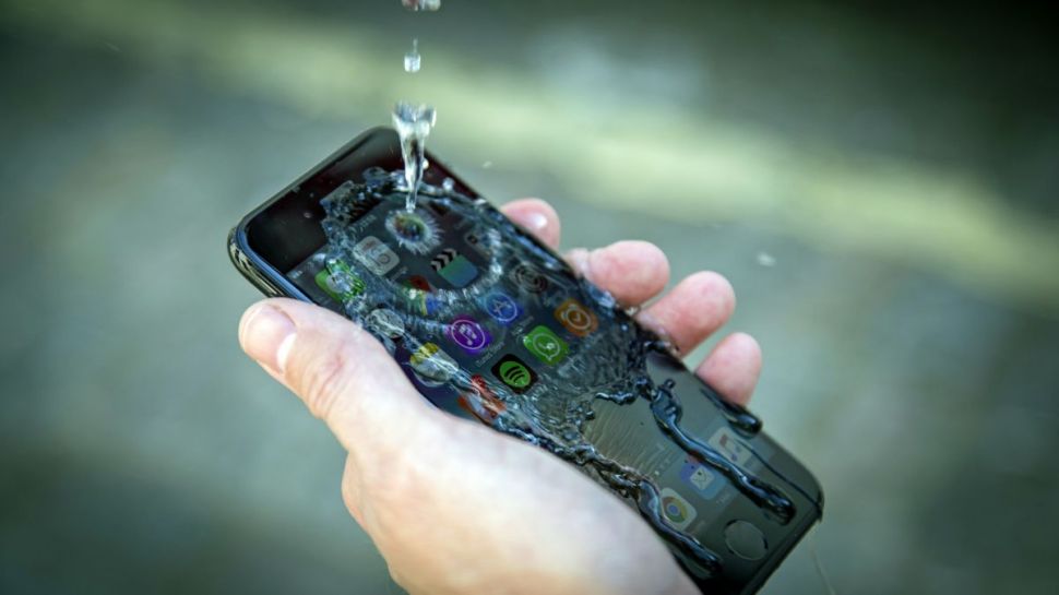 Your iPhone 11's display may work underwater - The Insider Middle East